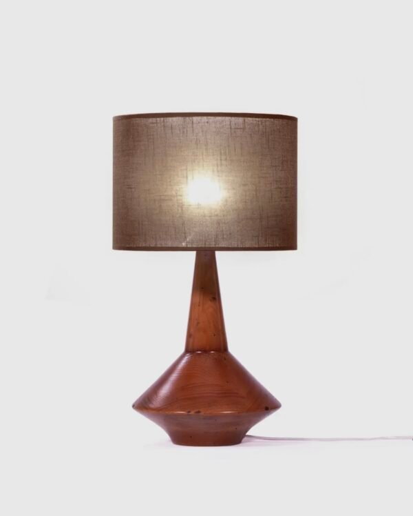 Lampe Bahia en bois et lin naturel avec design minimaliste et écoresponsable