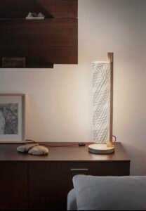 Lampe MAST en voile recyclée et chêne massif – design éthique