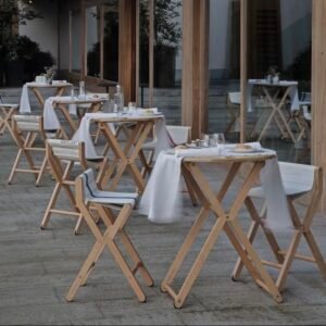 Tabouret haut RIS 3rd en voile maritime recyclée, idéal pour terrasses et intérieurs modernes